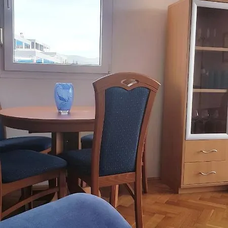 Apartman Cicak Apartment *
